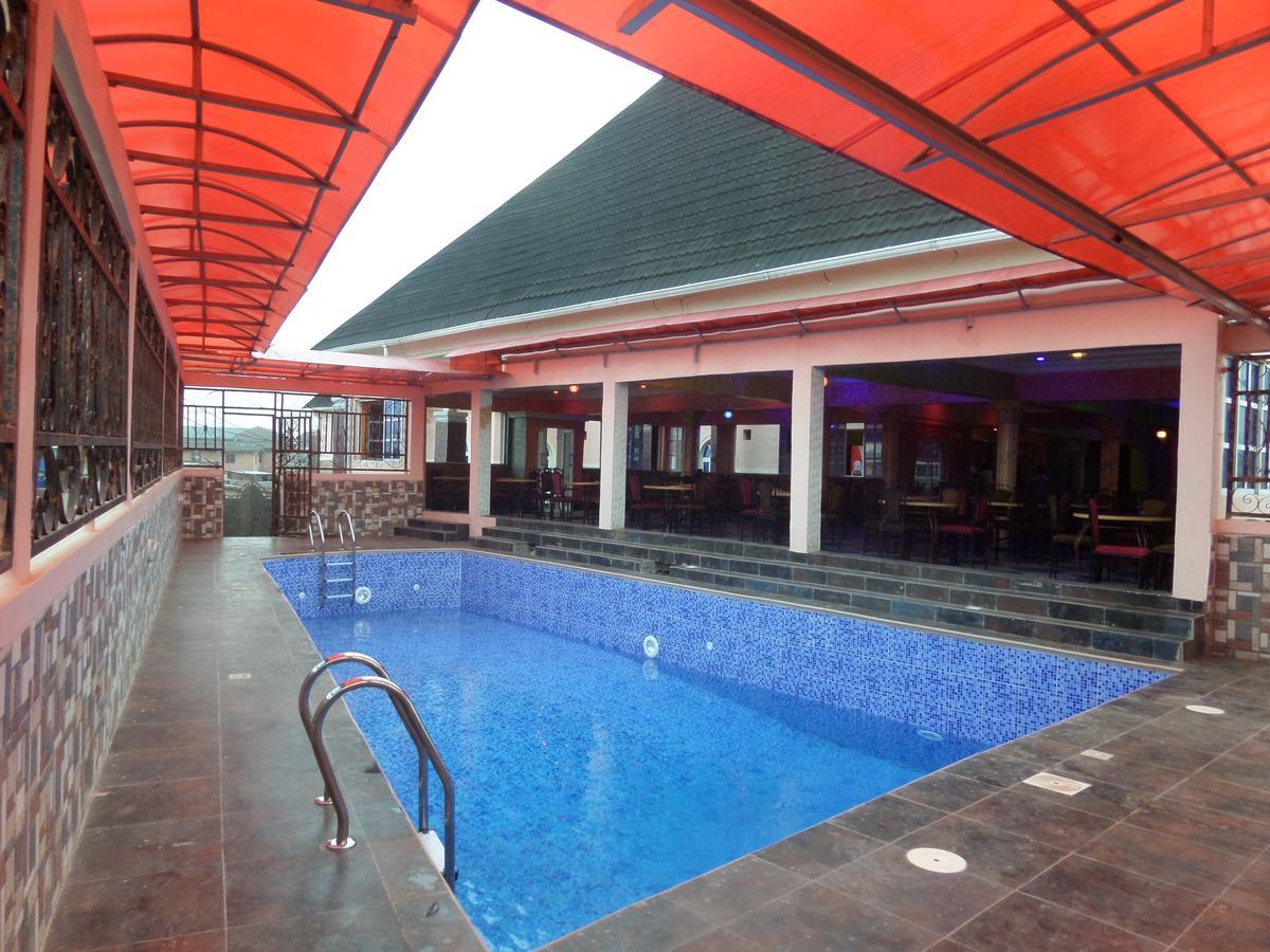 De-Zone Hotel Ikotun Extérieur photo